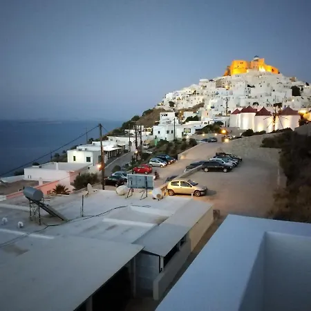 Ferienwohnung Θέαστρον - Theastron House With Great View In Chora Pera Gyalos Exterior foto