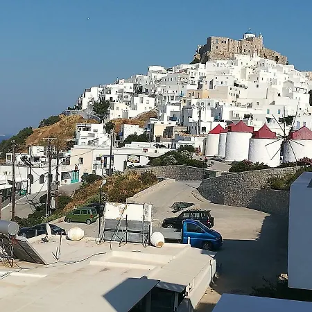 Ferienwohnung Θέαστρον - Theastron House With Great View In Chora Pera Gyalos Exterior foto