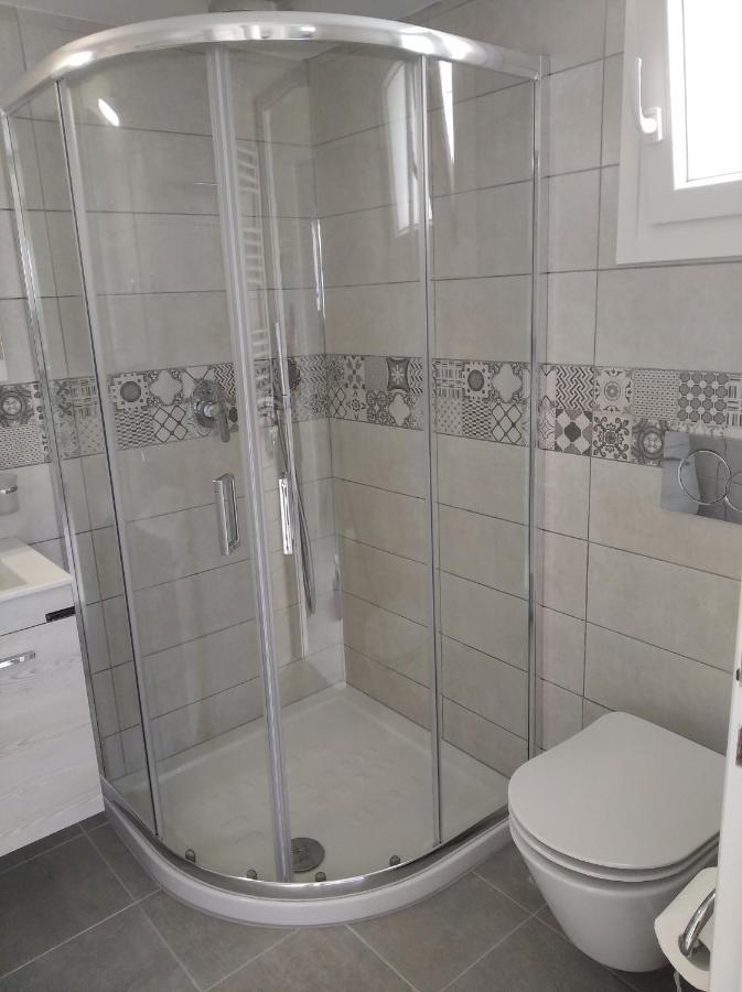 Apartment θέαστρον - Theastron House With Great View In Chora Pera Gyalos