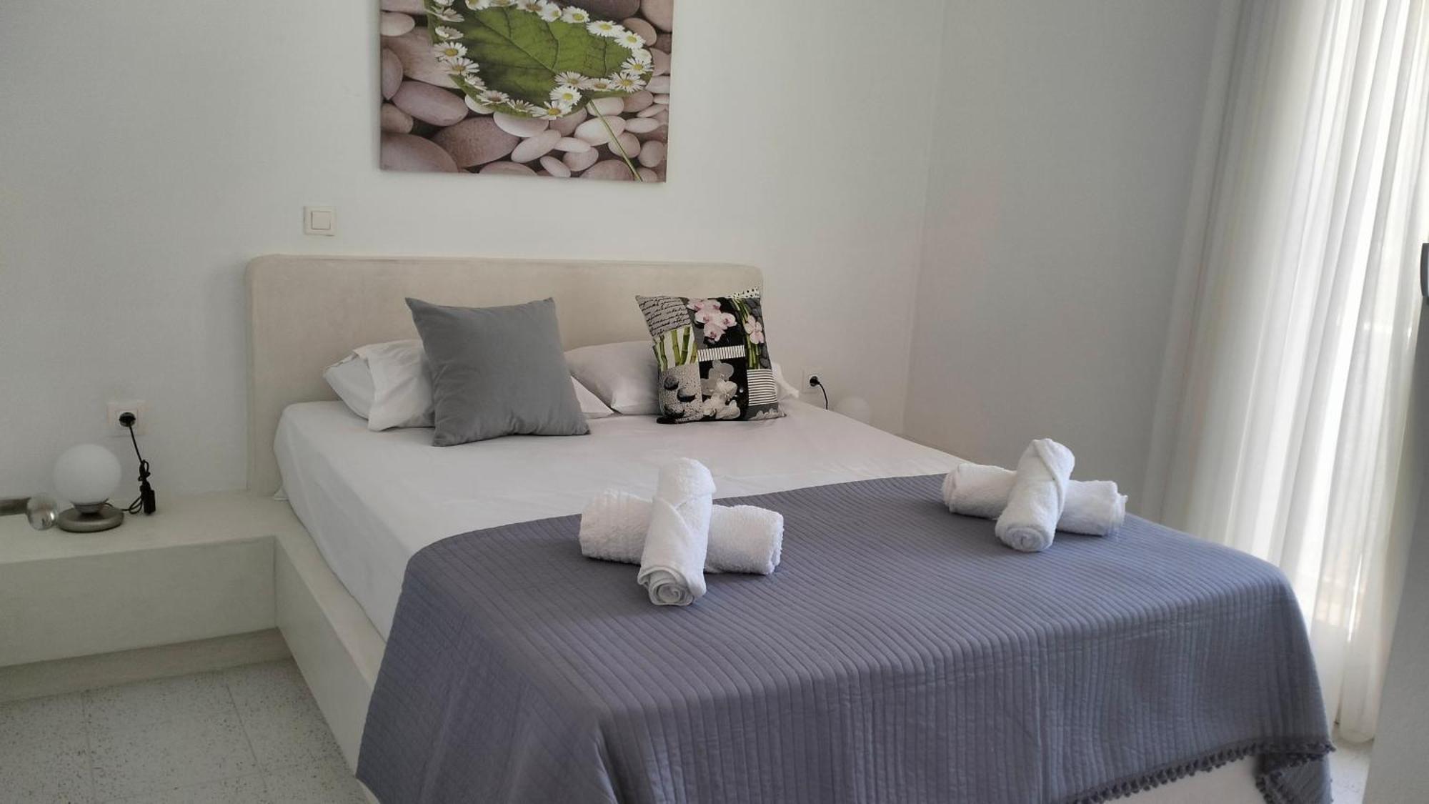 θέαστρον - Theastron House With Great View In Chora Apartment Pera Gyalos