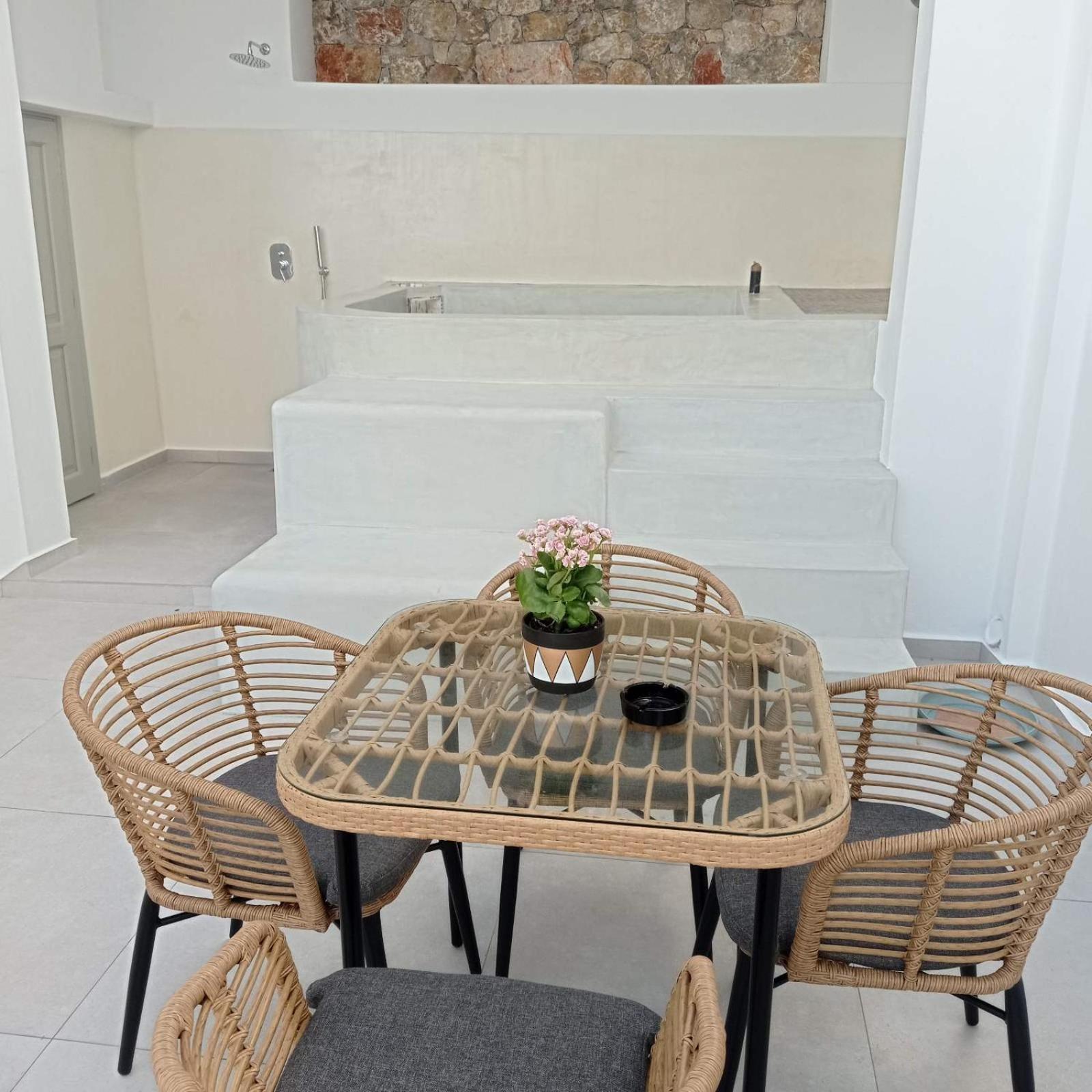 Apartment θέαστρον - Theastron House With Great View In Chora Pera Gyalos
