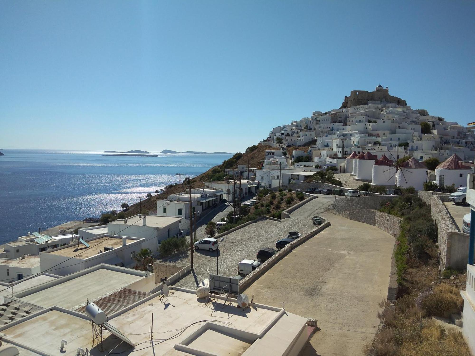 Apartment θέαστρον - Theastron House With Great View In Chora